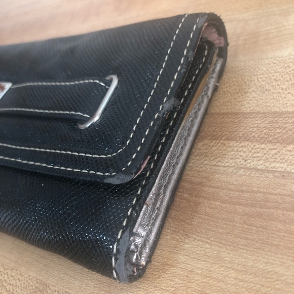 2 Nine West Trifold Wallets - Picture 5 of 13